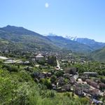 Blick auf Saint-Vincent das wegen seinen Thermalquellen, früher ein berühmter Badeort war