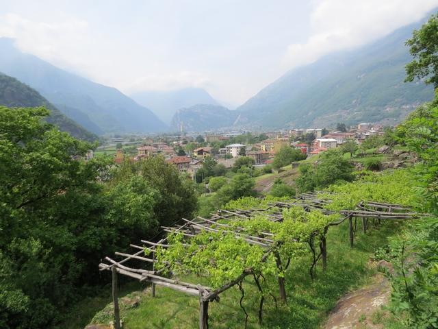 Blick zurück nach Pont-Saint-Martin