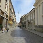 über den Corso Libertà (altertümliche Strasse von Vercelli) laufen wir in die Altstadt