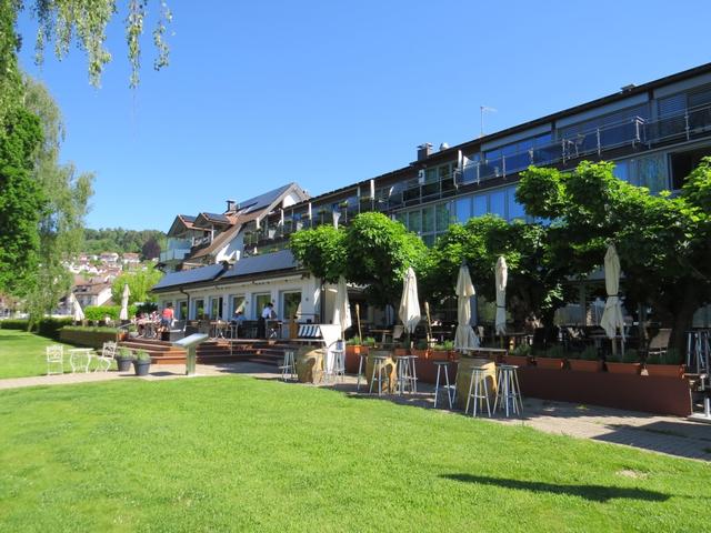 ...erreichen wir das schöne Hotel Adler. Hier legen wir eine kleine Kaffeepause ein