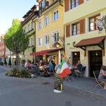 nach dem Nachtessen laufen wir weiter durch die Altstadt von Meersburg...