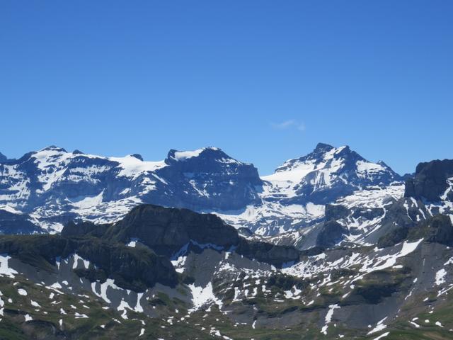 Blick Richtung Clariden und Schärhorn