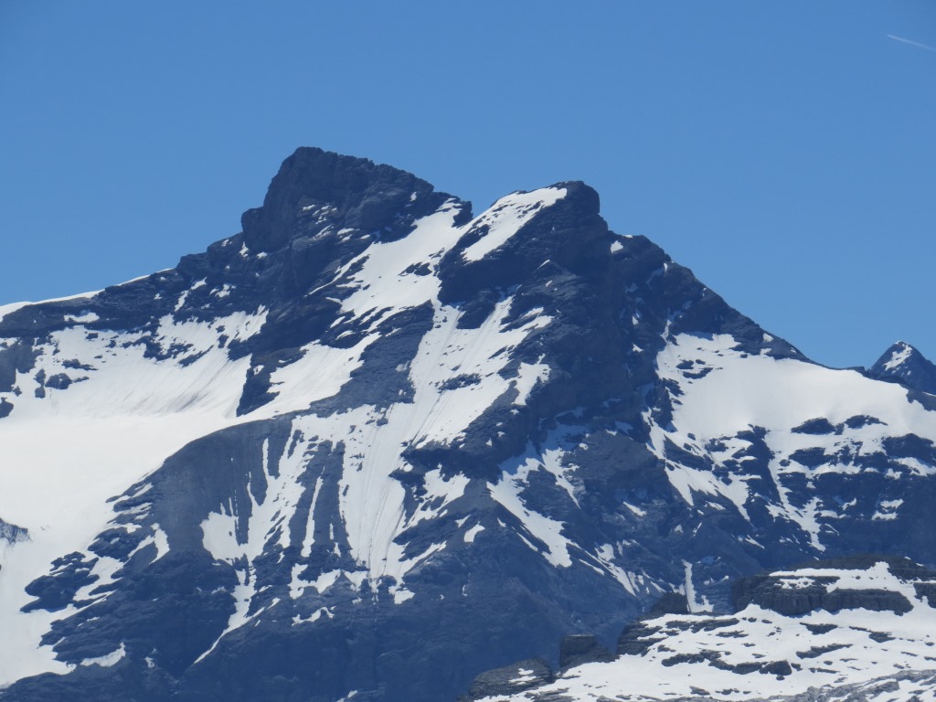 der Schärhorn direkt vor uns