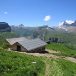 ...erreichen wir wieder die Alpgebäuden auf Alp Zingel 1791 m.ü.M.