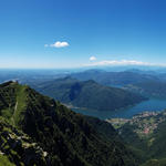 sehr schönes Breitbildfoto mit Blick auf den Lago di Lugano und zu den Walliser Alpen