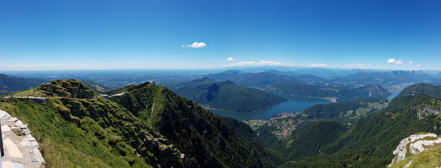 sehr schönes Breitbildfoto mit Blick auf den Lago di Lugano und zu den Walliser Alpen