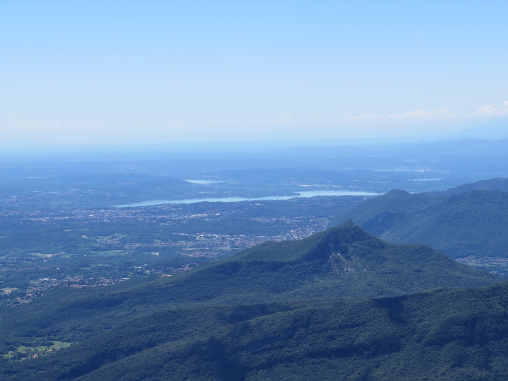 Blick Richtung Varese mit dem Lago di Varese