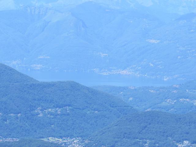 Blick zum Lago Maggiore und Cannobio