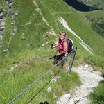 über die gut gesicherte Via ferrata Angelino geht es fast senkrecht abwärts