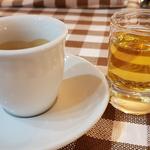 am Schluss ein Kaffee begleitet von einem Grappa