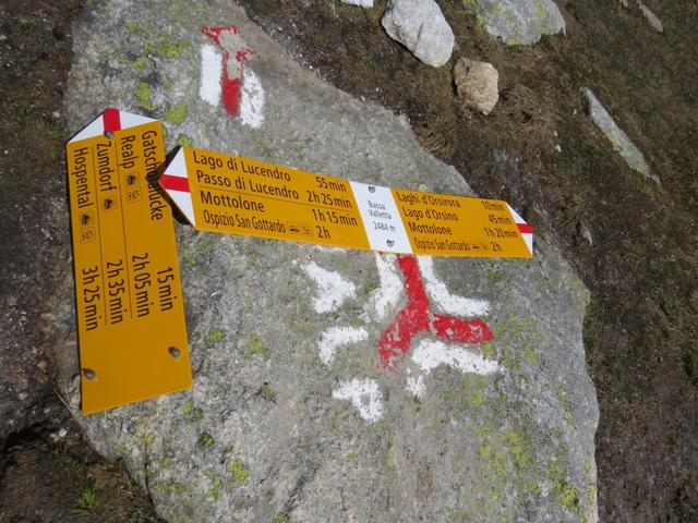 wir erreichen die Wegkreuzung bei der Bassa Valletta 2484 m.ü.M. der höchste Punkt der 5-Seen Wanderung