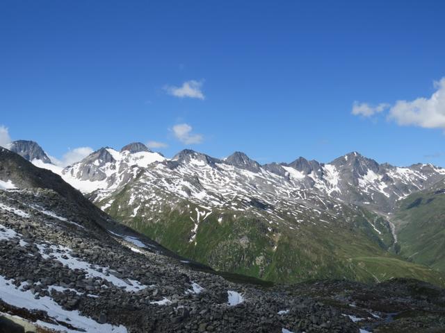 Blick zu den Muttenhörner