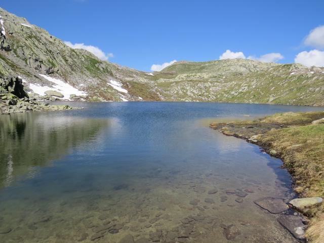 bei Punkt 2432 m.ü.M. überqueren wir den Ri del Sasso di Meda...