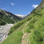 ab Punkt 1838 m.ü.M. mutiert der Bergpfad zu einem einfachen Wanderweg