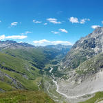 Blick ins italienische Val Ferret. Bei Breitbildfotos nach dem anklicken, immer noch auf Vollgrösse klicken
