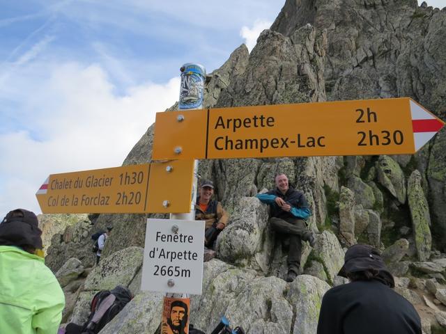 Wegweiser auf der Fenêtre d'Arpette 2665 m.ü.M.