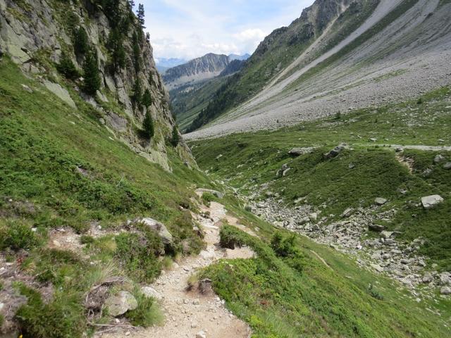 ...und wir treffen bei 2143 m.ü.M. auf die Winter-Haute-Route...