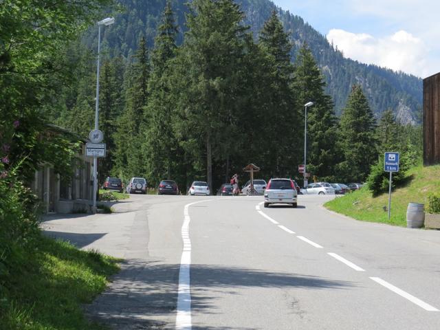 bei der Talstation der Seilbahn Champex - Grands Plans