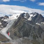 was für ein Ausblick auf Glacier de Valsorey und Mont Vélan