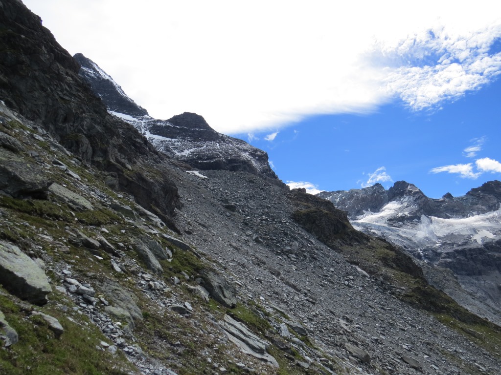 Blick zurück zur Cabane de Valsorey