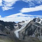 super schönes Breitbildfoto mit dem Mont Vélan in der Bildmitte