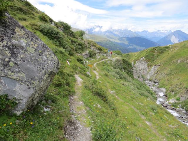 ...bringt uns danach auf der orographisch linken Seite des Torrent de la Croix