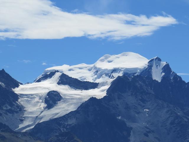 Blick zum ewigen Eis des Grand Combin