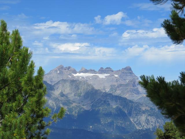 Blick zu den Dents du Midi. Was für ein Erlebnis, als wir dort oben standen