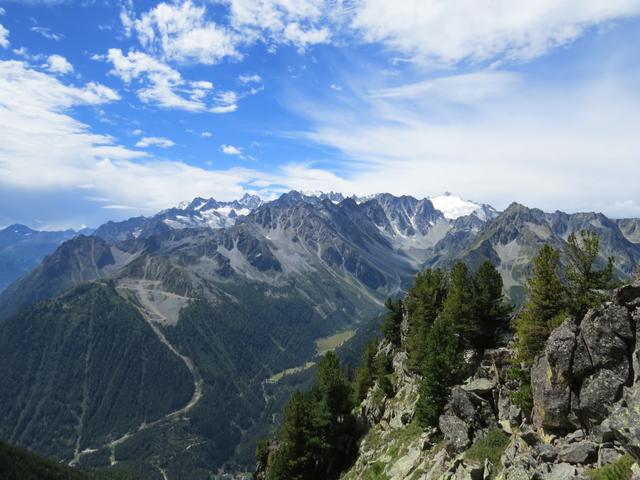 Blick Richtung Saleina, La Breya, Val d'Arpette und Trient Gebiet