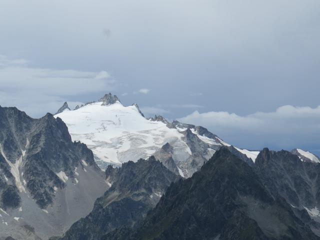 Blick zum Glacier du Trient mit Aiguille du Tour