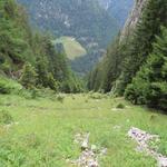 der Bergweg ist gut erstellt, trotzdem ist er bei Nässe rutschig