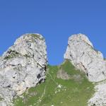 treffender könnte dieser Berg nicht benannt sein. Les Jumelles (die Zwillinge)