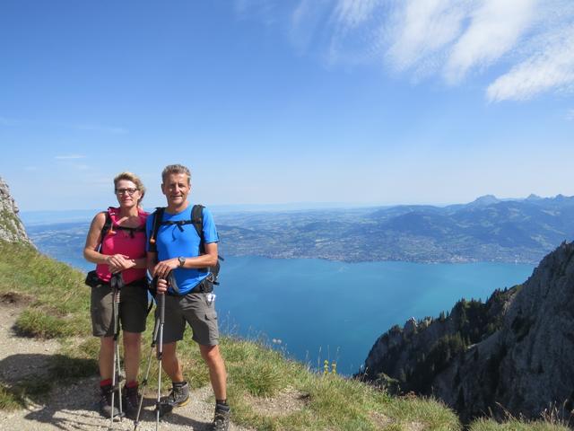 ...am steil in Richtung Genfer See abbrechenden Kamm