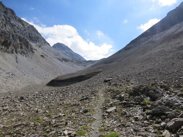 ...und leitet in den obersten Teil der Val Zavretta hinein