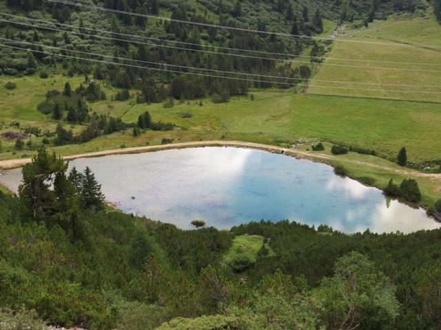 unter uns ist die Ebene von Igls Plans mit seinen Seelein ersichtlich