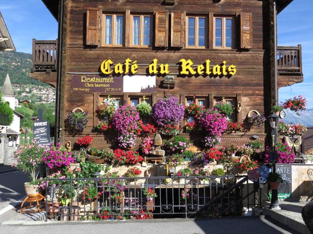 beim Café du Relais in Euseigne...