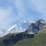 Blick auf Mont Blanc de Cheilon Ostgrat und ganz rechts auf den Gipfel des Mont Blanc de Cheilon