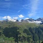 super schönes Breitbildfoto mit Sasseneire, Couronne de Bréona, Pointes de Mourti, Grand Cornier und Dent Blanche