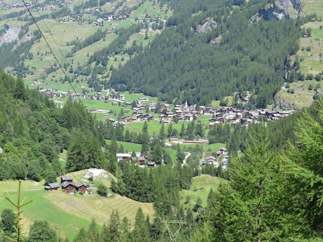 Blick ins Tal und nach Les Haudères