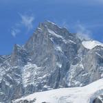 Blick hinauf zum Zinalrothorn