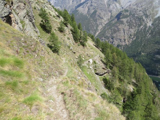 der Bergweg ist immer gut ersichtlich