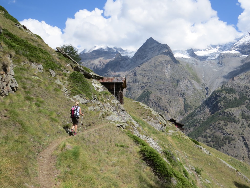 schon nach ein paar Minuten erreichen wir danach, die super schön gelegene Alpsiedlung auf Schaluberg 2013 m.ü.M.