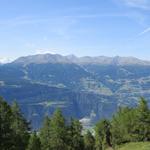 Blick auf die andere Seite des Rhonetals nach Bürchen und zum Augstbordhorn, den wir schon besucht haben