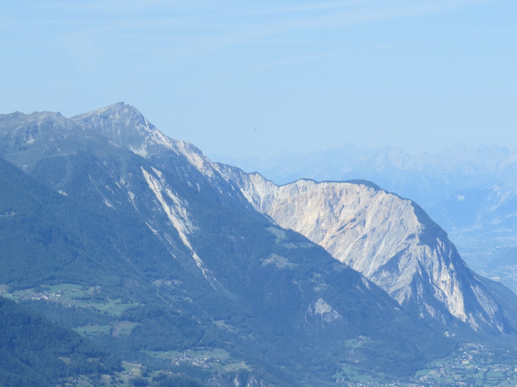 Blick zum Illhorn, dort oben möchten wir gerne auch einmal stehen, und zum Illgraben