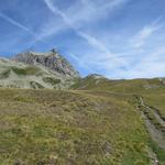 der kleine Bergsee bei Spirgilla lassen wir rechts liegen und wandern weiter aufwärts