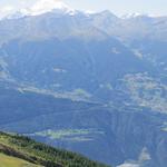 Blick auf die andere Seite des Rhonetal nach Bürchen. Im Hotel Bürchnerhof haben wir schon öfters übernachtet