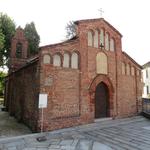 ...geht es mit dem Zug nach Robbio und danach zur Backsteinkirche San Pietro 12.Jhr.