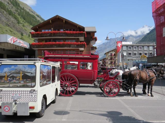 mit dem Zug von Täsch aus, erreichen wir Zermatt 1605 m.ü.M.