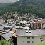 schönes Breitbildfoto mit Blick auf Zermatt