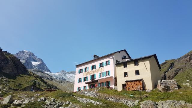 ...Berggasthaus Hotel du Trift 2337 m.ü.M.